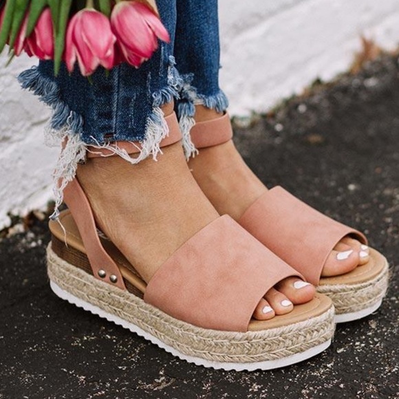 Fabutiq Shoes - HP 💫Rose nude espadrille sandal
